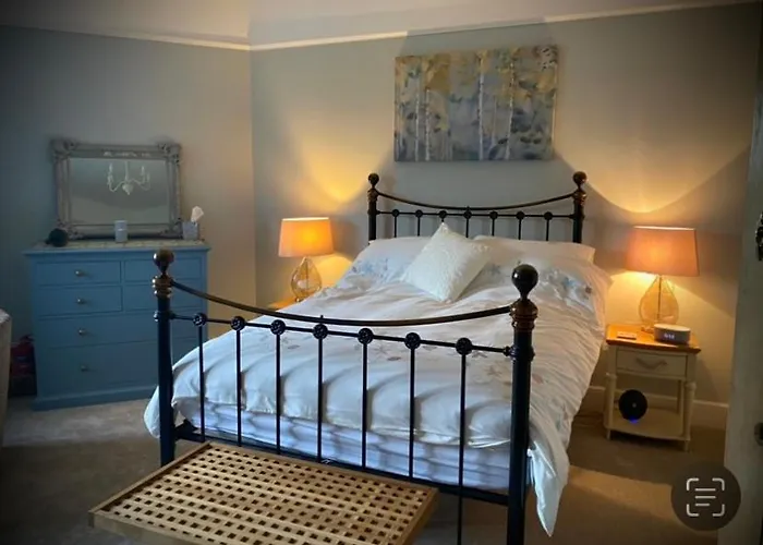 The Old Rectory - Valley View Room In Private Home